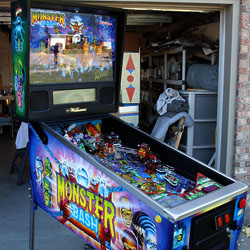 Collector Quality Monster Bash Pinball Machine video